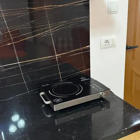 Anila's Roooms Garden View Apartment Sarande